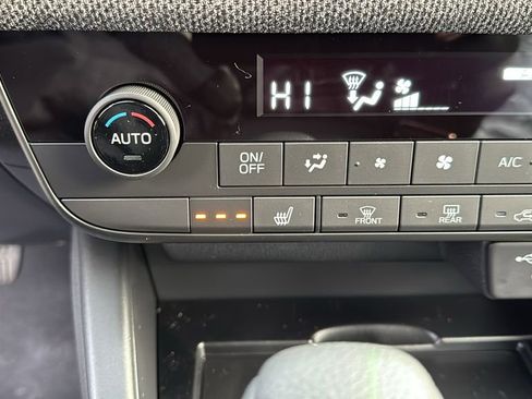 New 2026 Subaru Outback Premium image 15