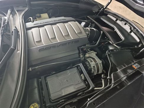 Used 2014 Chevrolet Corvette Base w/ Battery Protection Package image 30