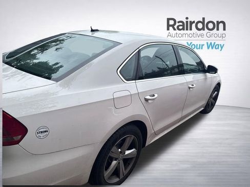 Used 2013 Volkswagen Passat 2.5 SE FWD image 8