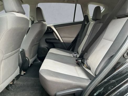 Used 2015 Toyota RAV4 LE image 13