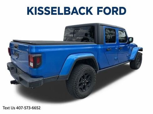 Used 2021 Jeep Gladiator Sport image 3