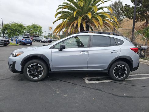 Used 2023 Subaru Crosstrek 2.0i AWD/4WD image 4