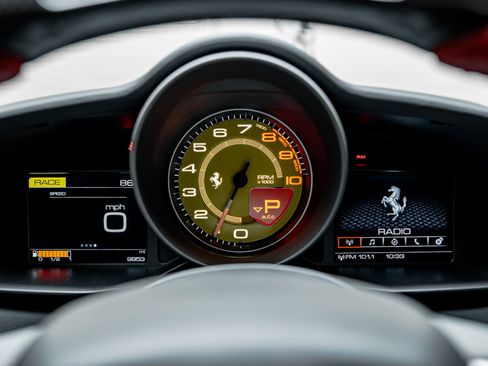 Used 2018 Ferrari 488 GTB RWD image 59