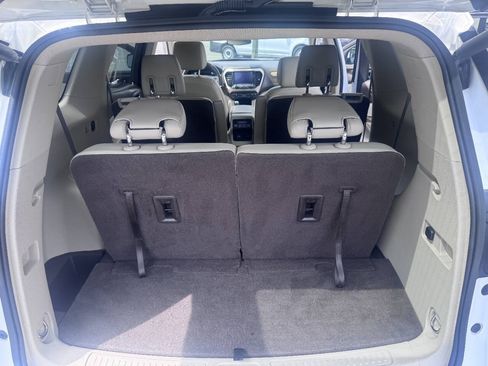 Used 2019 GMC Acadia Denali AWD/4WD image 23