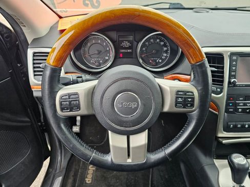 Used 2012 Jeep Grand Cherokee Overland AWD/4WD image 29