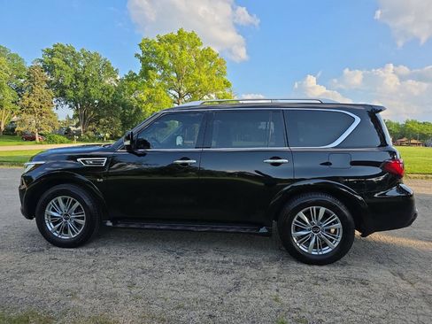Used 2019 INFINITI QX80 Luxe w/ Proassist Package AWD/4WD image 3