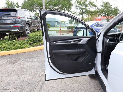 Used 2024 Cadillac XT5 Premium Luxury FWD image 27