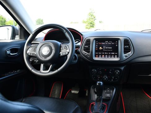 Used 2021 Jeep Compass Trailhawk AWD/4WD image 24