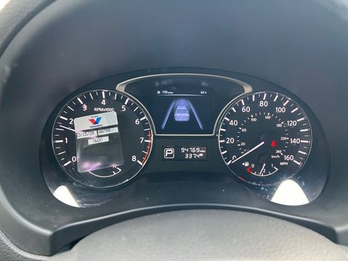 Used 2014 Nissan Altima 2.5 SV w/ Convenience Package FWD image 19