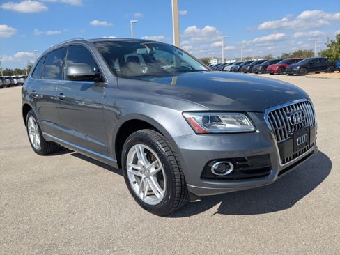 Used 2016 Audi Q5 2.0T Premium Plus w/ Technology Package image 2