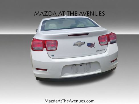Used 2015 Chevrolet Malibu LT w/ Power Convenience Package FWD image 16