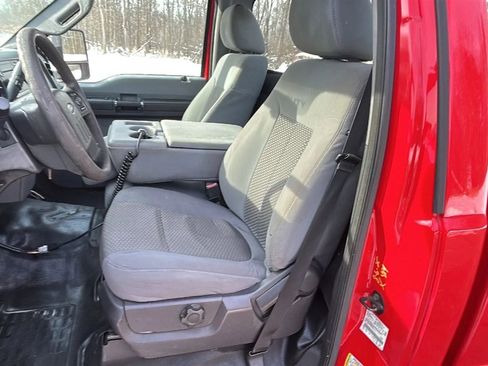 Used 2016 Ford F250 XL w/ Power Equipment Group image 28