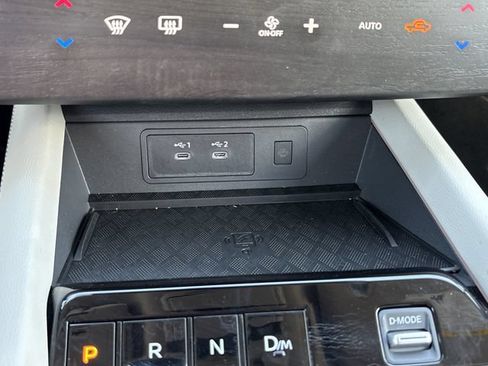 Certified 2025 Nissan Murano Platinum w/ Cargo Package AWD/4WD image 7