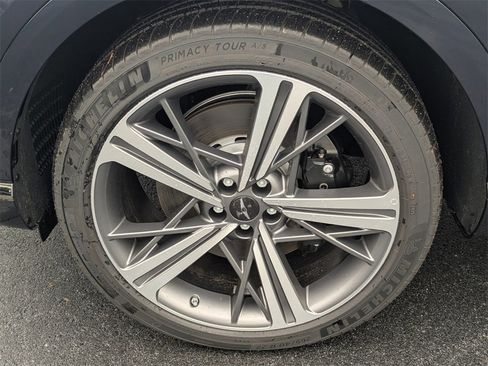 New 2026 Genesis GV80 3.5T e-SC image 11