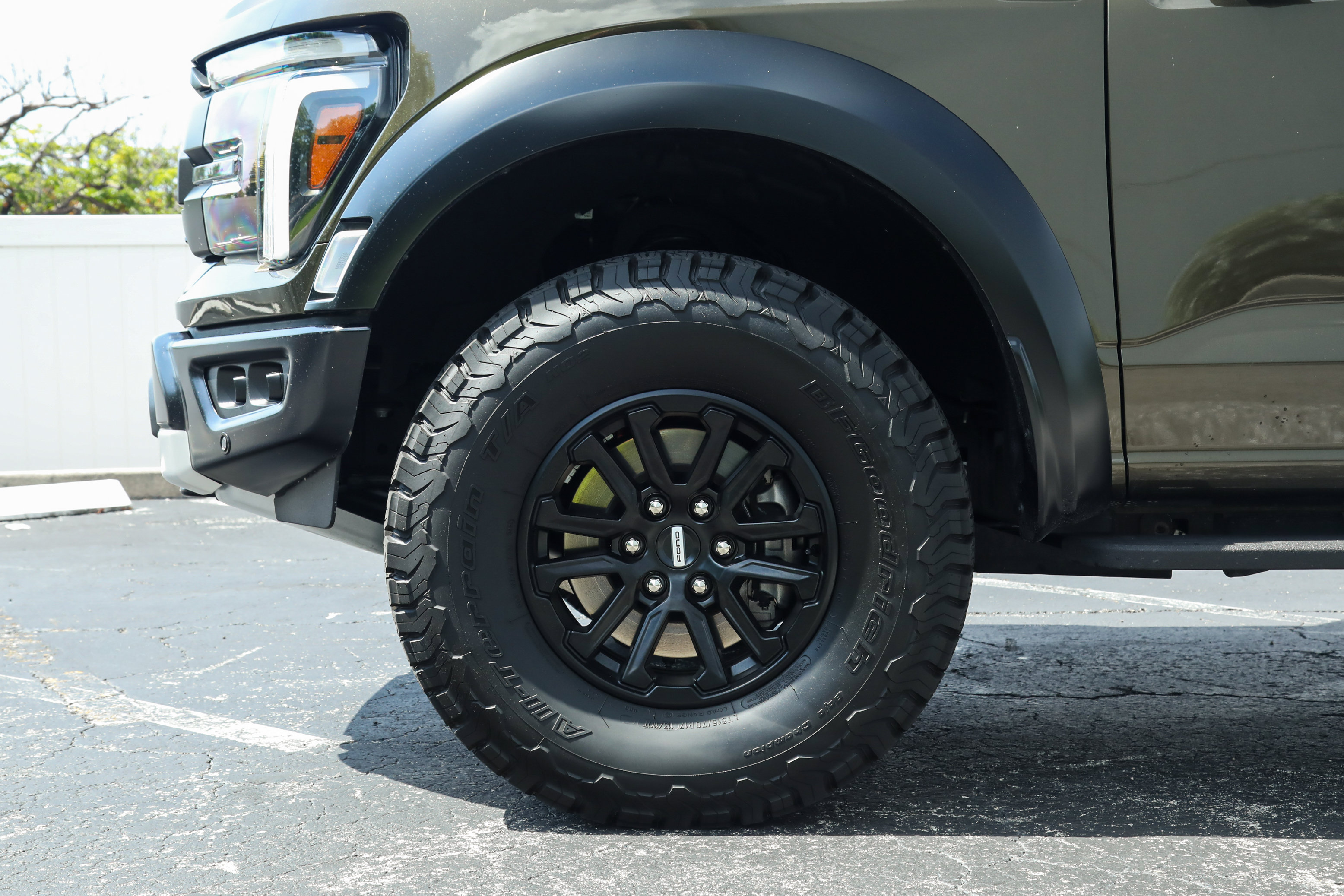 Used 2025 Ford F150 Raptor AWD/4WD image 40