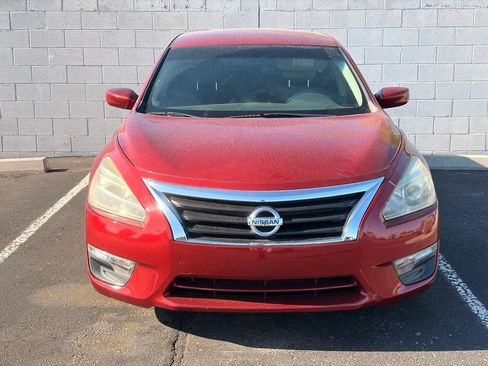 Used 2013 Nissan Altima 2.5 S FWD image 3