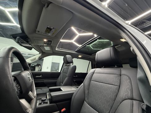 Used 2024 Toyota Sequoia Limited image 12