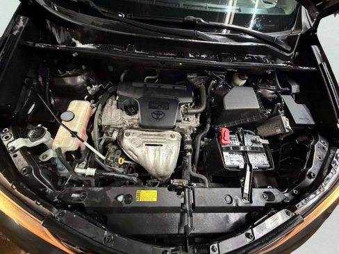 Used 2013 Toyota RAV4 XLE image 25