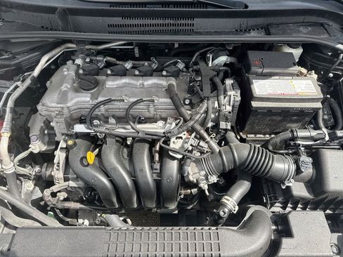 Used 2022 Toyota Corolla LE FWD image 34