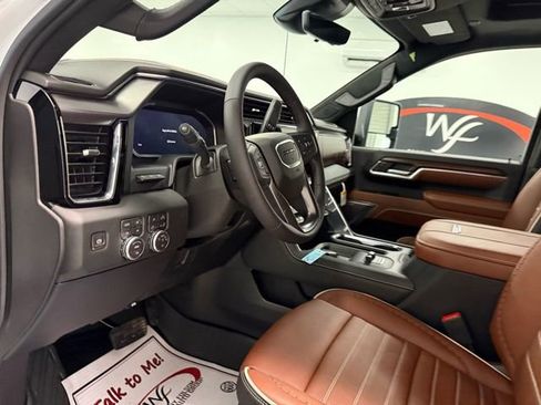New 2026 GMC Sierra 2500 Denali Ultimate AWD/4WD image 12