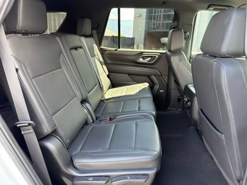 Used 2024 Chevrolet Tahoe LT AWD/4WD image 11