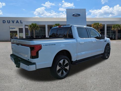 New 2025 Ford F150 Lightning Platinum image 4