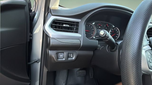 Used 2023 GMC Acadia SLE w/ Driver Convenience Package AWD/4WD image 20