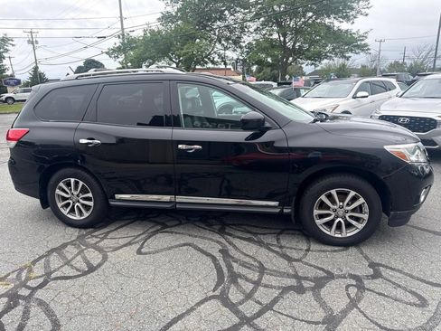 Used 2014 Nissan Pathfinder SL w/ SL Tech Package AWD/4WD image 4