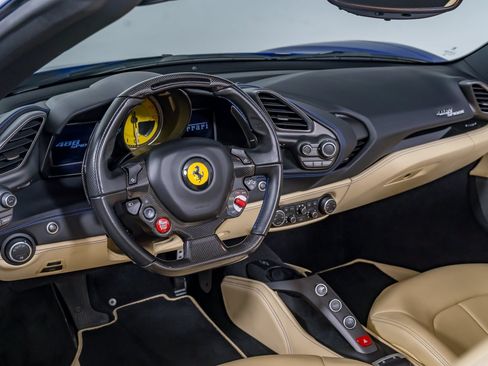 Used 2019 Ferrari 488 Spider RWD image 28