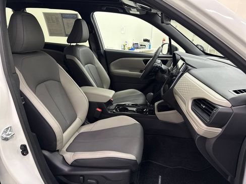 Used 2026 Subaru Forester Limited AWD/4WD image 24