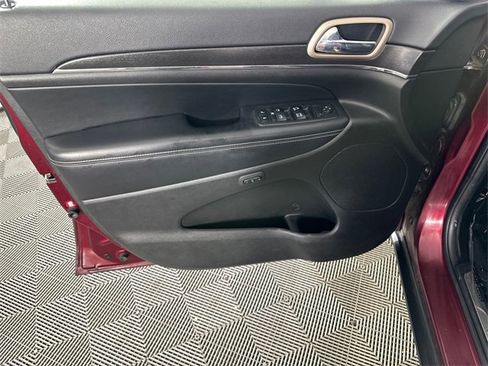 Certified 2017 Jeep Grand Cherokee Limited image 20