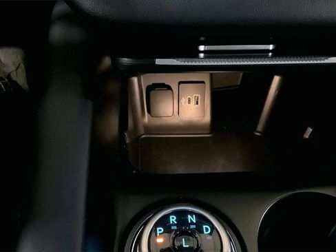 Certified 2025 Ford Explorer ST-Line w/ ST-Line Street Pack image 31