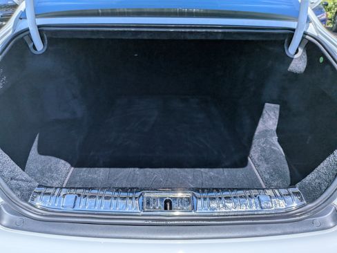 Used 2013 Rolls-Royce Ghost RWD image 13