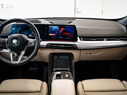 Certified 2025 BMW X1 xDrive28i AWD/4WD image 28