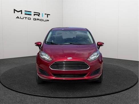 Used 2014 Ford Fiesta SE image 3