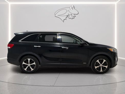 Used 2017 Kia Sorento EX AWD/4WD image 6