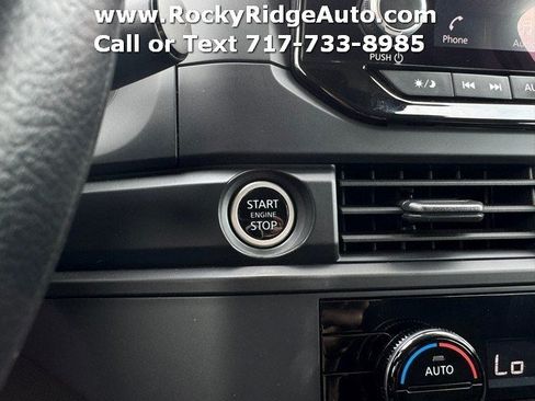 Used 2023 Nissan Pathfinder S AWD/4WD image 15
