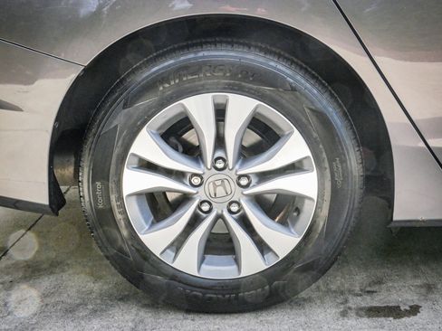 Used 2014 Honda Accord LX image 13