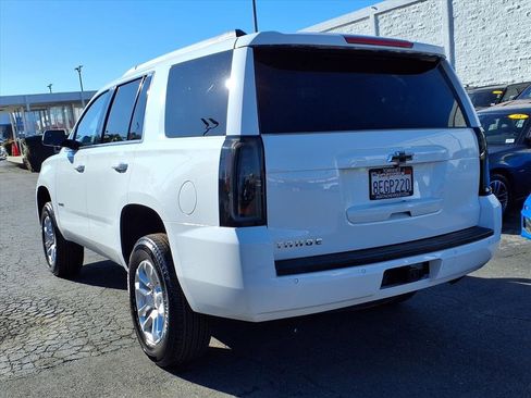 Used 2018 Chevrolet Tahoe LS image 3