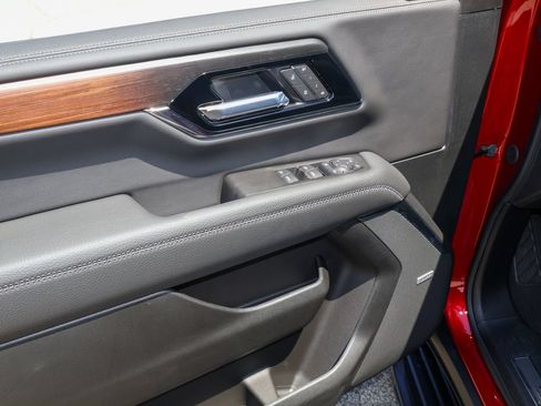 New 2026 GMC Yukon Denali w/ Advanced Technology Package AWD/4WD image 10