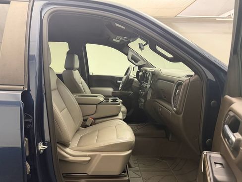 Used 2019 Chevrolet Silverado 1500 LT w/ Convenience Package AWD/4WD image 24