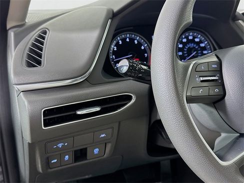 Used 2023 Hyundai Sonata SEL w/ Cargo Package image 17