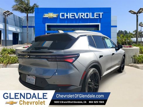 New 2026 Chevrolet Equinox EV LT w/ LPO, Blackout Package image 4