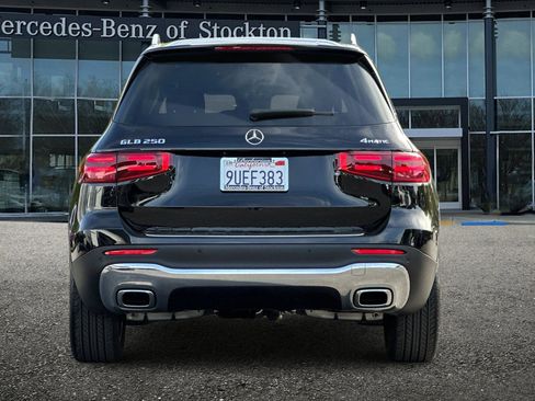 Certified 2025 Mercedes-Benz GLB 250 4MATIC image 5