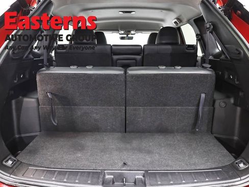 Used 2025 Mitsubishi Outlander SE FWD image 9