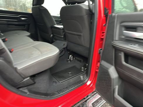 Used 2024 RAM 2500 Big Horn w/ Bed Utility Group image 21