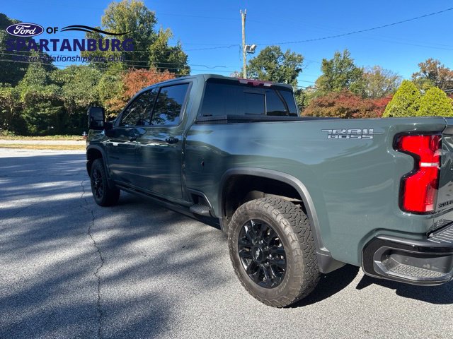 Used 2026 Chevrolet Silverado 2500 LTZ w/ LTZ Plus Package AWD/4WD image 8