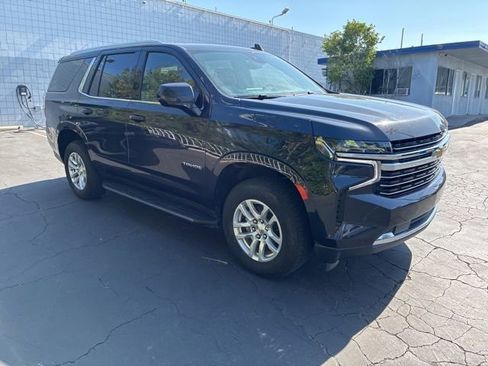 Used 2024 Chevrolet Tahoe LT RWD image 2