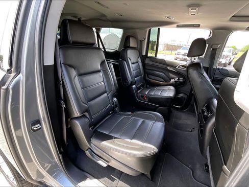 Used 2020 GMC Yukon XL Denali w/ Denali Premium Package image 21