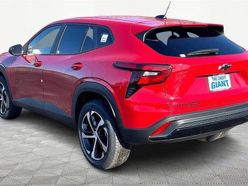 New 2026 Chevrolet Trax RS w/ Driver Confidence Package image 3